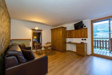 هتل Alpen Resort Bivio