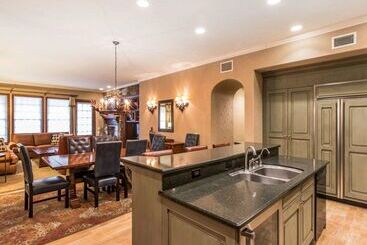 هتل Bluegreen Vacations Big Bear Village, Ascend Resort Collection
