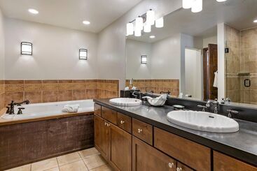 هتل Bluegreen Vacations Big Bear Village, Ascend Resort Collection