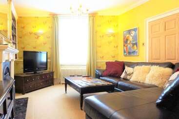 هتل Chaucer House Bijouabode