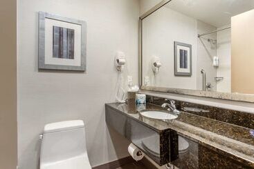 هتل Comfort Inn Manhattan  Midtown West