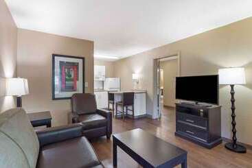 هتل Extended Stay America Select Suites   Jacksonville   Southside   St Johns Towne Ctr