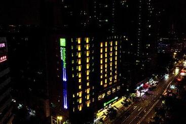 هتل Holiday Inn Express Shantou City Center, An Ihg