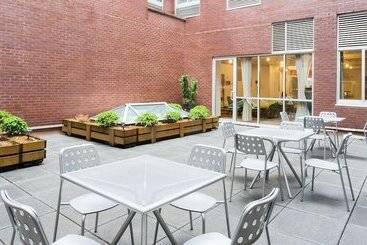 هتل Holiday Inn Lower East Side, An Ihg