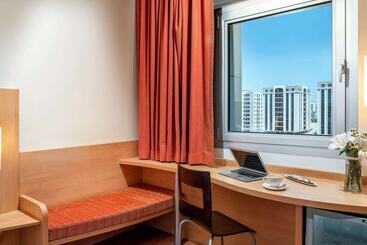 هتل Ibis Adana