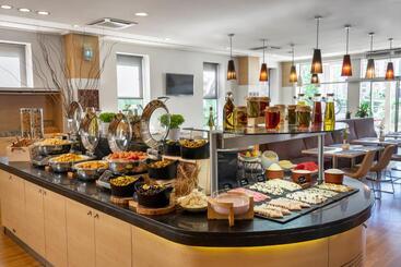 هتل Ibis Adana