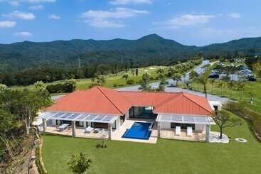 هتل Kanehide Kise Country Club