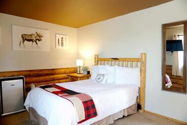 هتل Moose Creek Inn