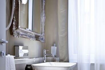 هتل Opera Relais De Charme   Apart