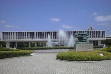 هتل Park Side Hiroshima Peace Park