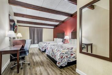 هتل Red Roof Inn Madison Heights, Va