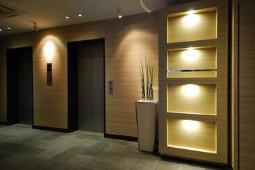 Отель Sotetsu Fresa Inn Tokyo Kyobashi