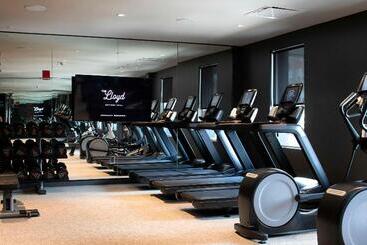 هتل The Lloyd Stamford, Tapestry Collection By Hilton