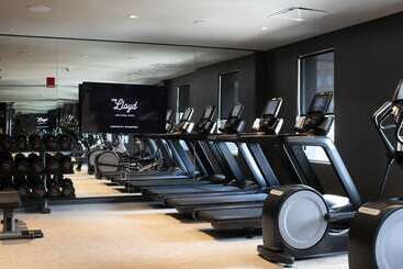 هتل The Lloyd Stamford, Tapestry Collection By Hilton