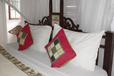 هتل The Swahili House