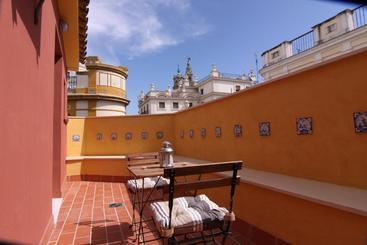 Living Sevilla Apartments Catedral - Seville