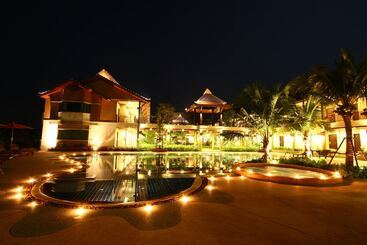Mae Jo Golf Resort & Spa