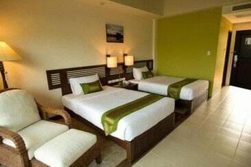 Mae Jo Golf Resort & Spa