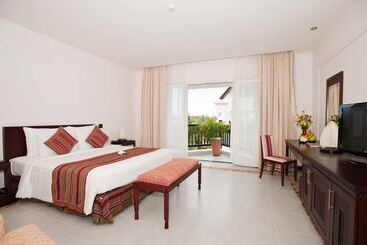 Muine Bay Resort