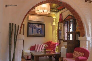 پانسیون Riad Hicham