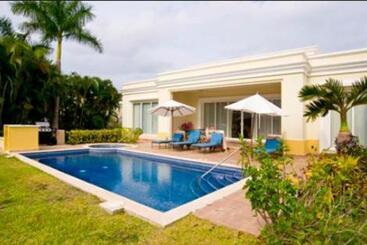 Pueblo Bonito Emerald Luxury Villas & Spa All Inclusive