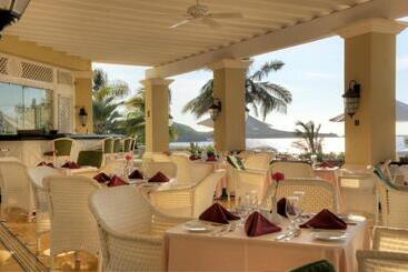 Pueblo Bonito Emerald Luxury Villas & Spa All Inclusive