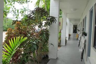 Shalimar Motel