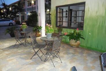 Shalimar Motel