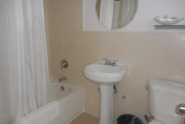 Shalimar Motel