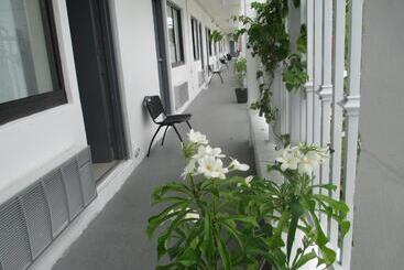 Shalimar Motel