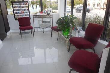 Shalimar Motel
