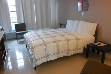 Shalimar Motel