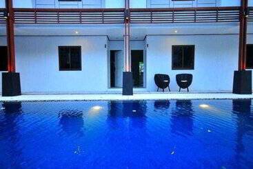 Surintra Boutique Resort