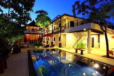 Surintra Boutique Resort