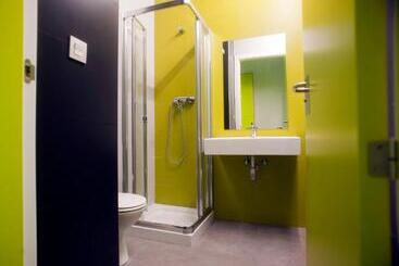 Uba Hostel