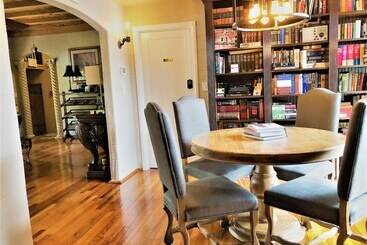 تختخواب و صبحانه Casa Grandview Inn