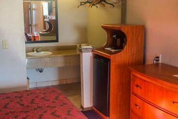 Crown Lodge Motel Oakland