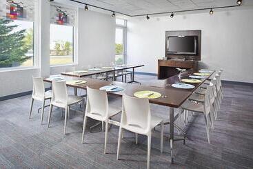 酒店 Aloft Philadelphia Airport