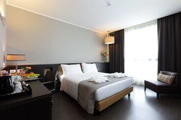 هتل Best Western Premier Chc Airport