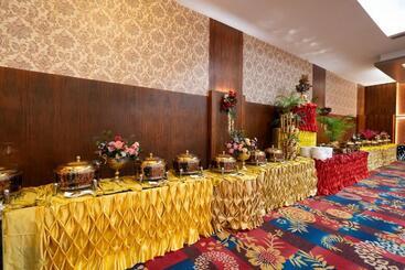 هتل Celebration   Raipur