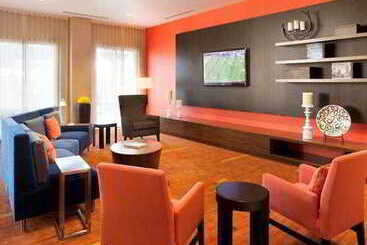 هتل Courtyard By Marriott San Diego Oceanside