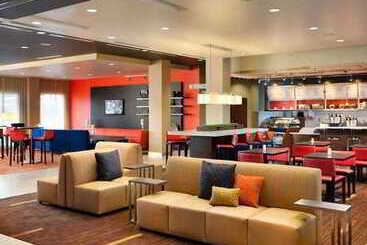 هتل Courtyard By Marriott San Diego Oceanside
