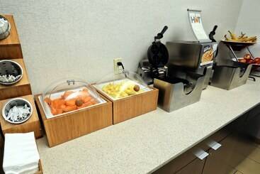 هتل Fairfield Inn & Suites By Marriott Harrisburg West/new Cumberland