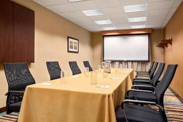 هتل Fairfield Inn & Suites Minneapolisst. Paul Airport