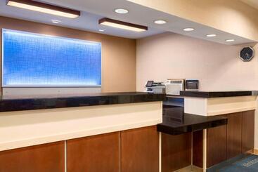 هتل Fairfield Inn & Suites Minneapolisst. Paul Airport
