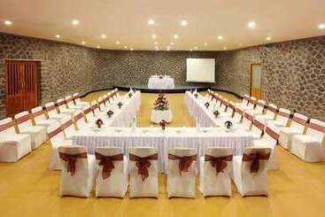 Great Trails Yercaud By Grt Hotels