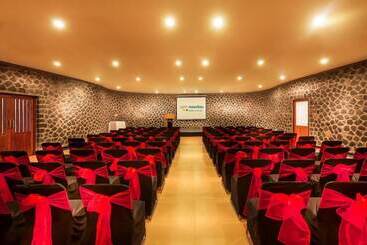 Great Trails Yercaud By Grt Hotels