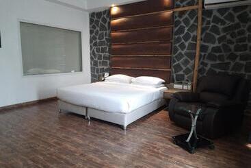 Great Trails Yercaud By Grt Hotels