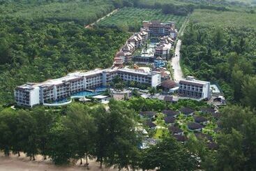 هتل Mai Khaolak Beach Resort & Spa   Tuiblue Mai Khaolak