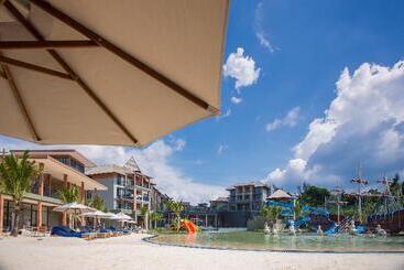 هتل Mai Khaolak Beach Resort & Spa   Tuiblue Mai Khaolak